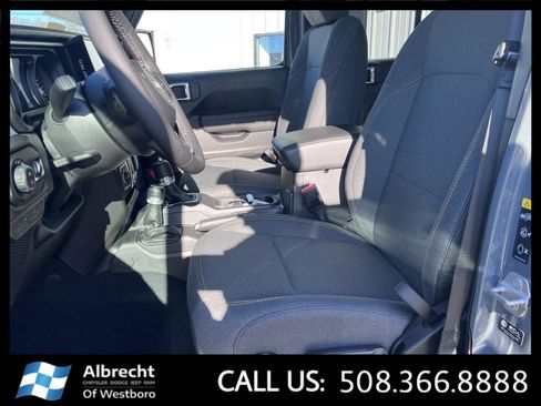 New 2026 Jeep Gladiator Sport image 10