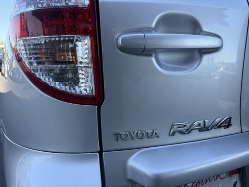 Used 2009 Toyota RAV4 4WD image 21