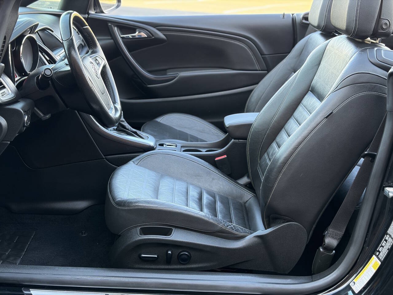 Used 2019 Buick Cascada Sport Touring FWD image 15