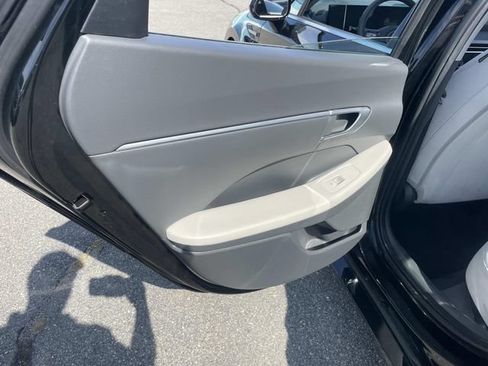 Used 2024 Hyundai Sonata SEL FWD image 14