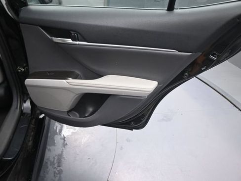 Used 2024 Toyota Camry XSE FWD image 15
