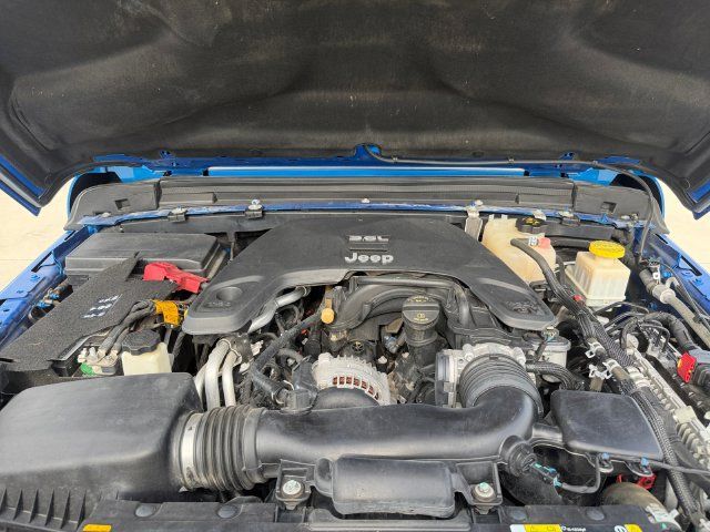 Used 2021 Jeep Gladiator Mojave AWD/4WD image 19