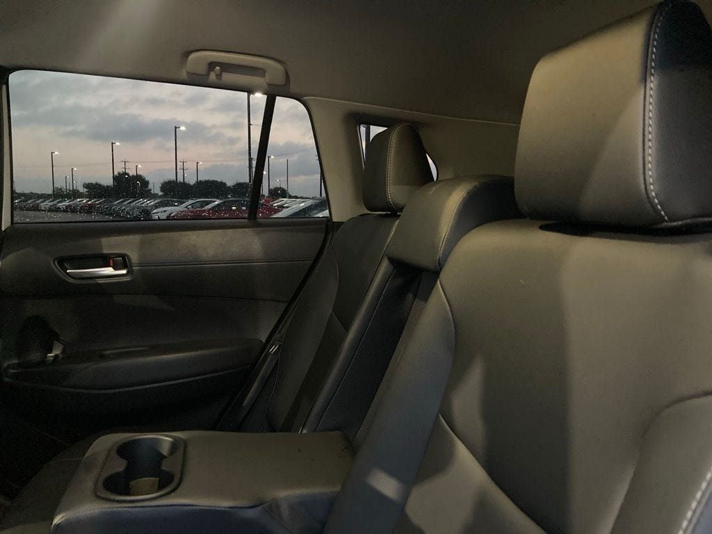 Certified 2022 Toyota Corolla Cross XLE AWD/4WD image 8