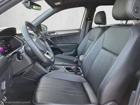 Used 2023 Volkswagen Tiguan SE R-Line FWD image 11
