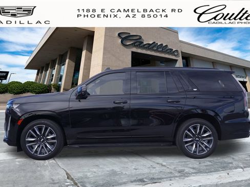 Used 2021 Cadillac Escalade Sport Platinum image 2