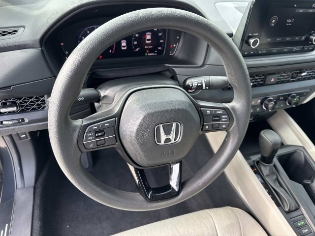 Used 2023 Honda Accord EX image 22