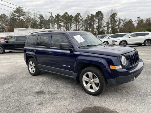 Used 2013 Jeep Patriot Latitude image 2