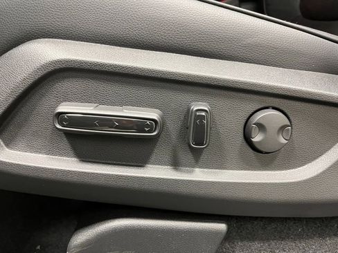 New 2025 Honda Pilot Black Edition image 11