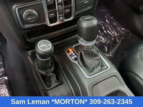 Used 2024 Jeep Gladiator Sport image 16