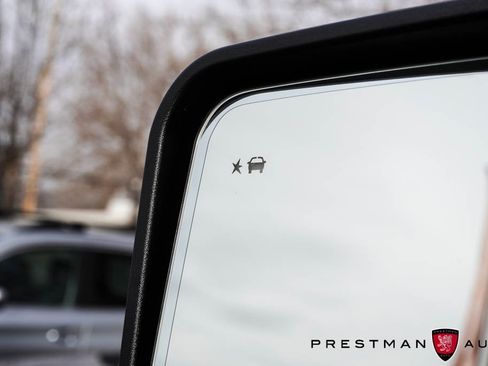 Used 2025 GMC Sierra 2500 AT4 w/ Technology Package image 35