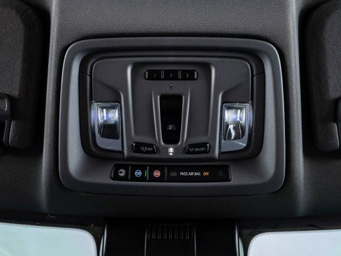 Used 2025 GMC Sierra 2500 SLT w/ SLT Premium Package image 29