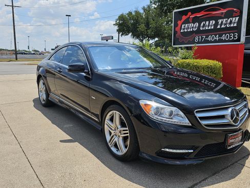 Used 2012 Mercedes-Benz CL 550 4MATIC w/ Sport Pkg image 6