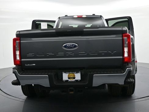 Used 2025 Ford F350 XLT image 28