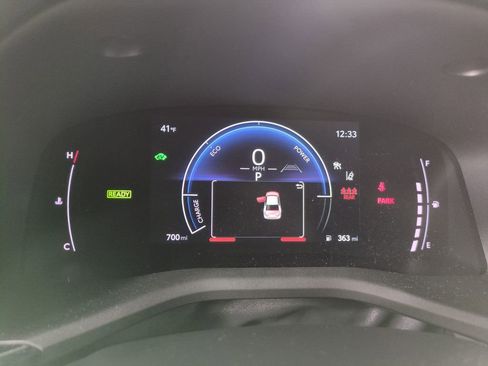 Used 2025 Toyota Camry LE w/ Convenience Package image 18