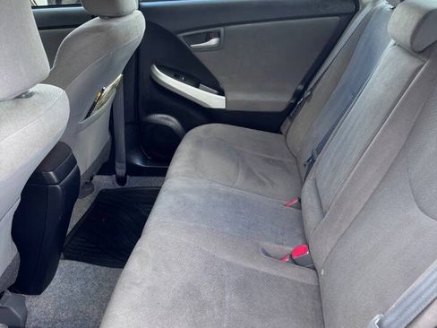Used 2015 Toyota Prius Two FWD image 6