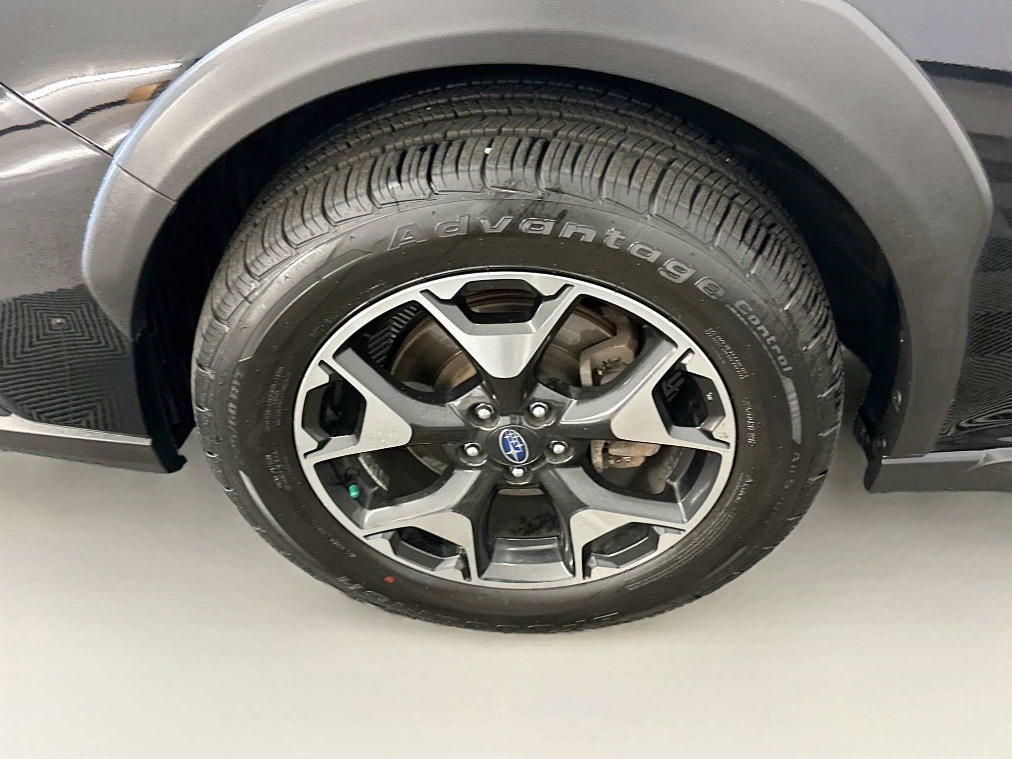 Used 2020 Subaru Crosstrek 2.0i Premium w/ Moonroof Package 2 AWD/4WD image 11
