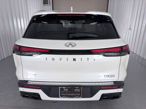 Certified 2023 INFINITI QX60 Luxe w/ Performance Audio Package FWD image 5