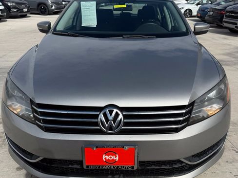 Used 2013 Volkswagen Passat 2.5 S FWD image 4