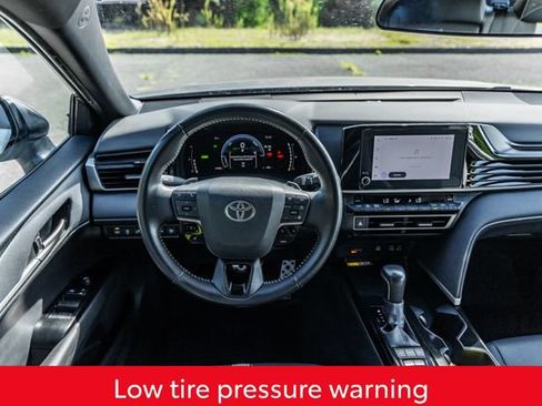 Used 2025 Toyota Camry SE FWD image 31