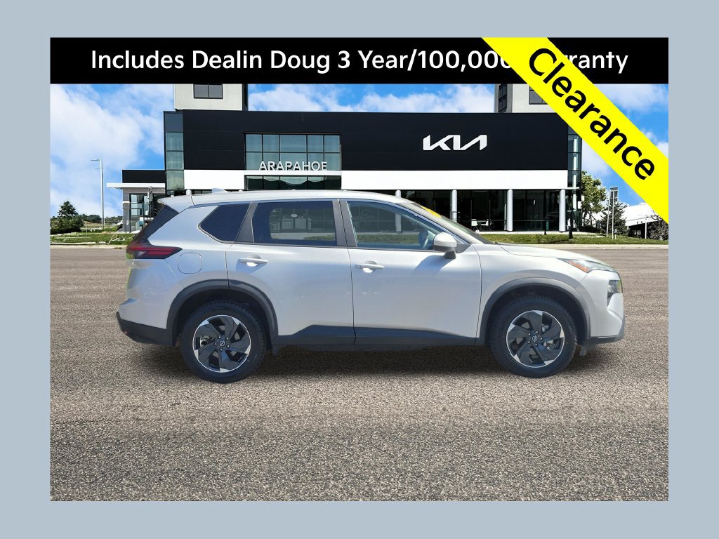 Used 2024 Nissan Rogue SV AWD/4WD image 1