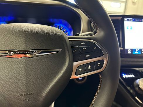 New 2026 Chrysler Pacifica Pinnacle image 20