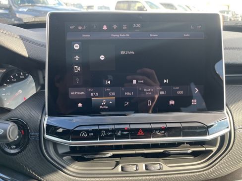 New 2026 Jeep Compass Limited image 25