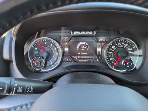 Used 2023 RAM 1500 Big Horn AWD/4WD image 31