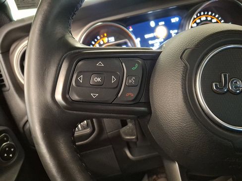 Used 2021 Jeep Wrangler Unlimited Sport image 17