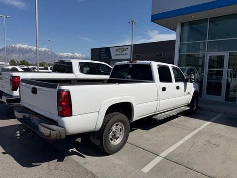 Used 2005 Chevrolet Silverado 2500 LS w/ Heavy-Duty Power Package AWD/4WD image 7