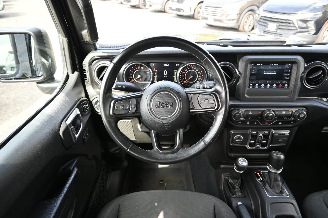 Used 2022 Jeep Wrangler Unlimited Sport AWD/4WD image 9