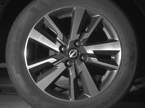 Used 2025 Nissan Versa SV FWD image 15