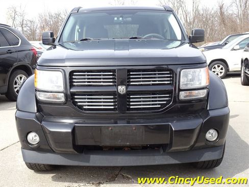 Used 2010 Dodge Nitro Heat AWD/4WD image 2