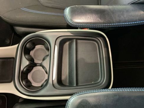 Used 2021 Chrysler Pacifica Touring w/ Cold Weather Group image 43