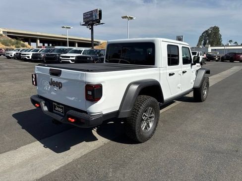 New 2026 Jeep Gladiator Mojave w/ Safety Group AWD/4WD image 6