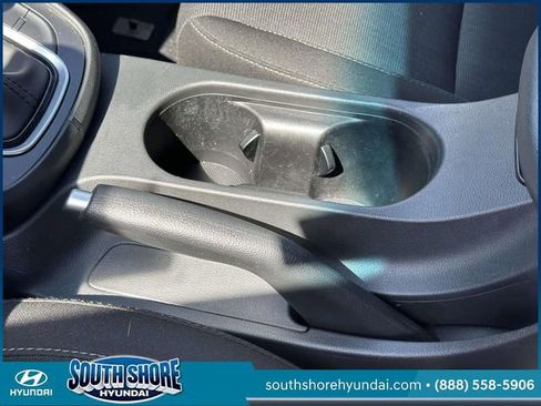 Certified 2023 Hyundai Kona SEL w/ Convenience Package image 35