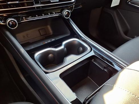 New 2026 Chevrolet Traverse Z71 w/ Driver Confidence Package image 20