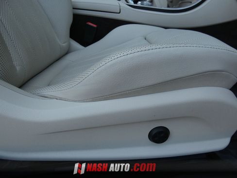 Used 2019 Mercedes-Benz E 450 4MATIC Cabriolet image 29