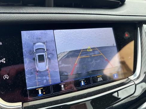 Used 2023 Cadillac XT6 Sport w/ Technology Package image 23