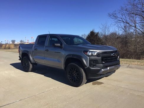 Used 2024 Chevrolet Colorado Trail Boss w/ Advanced Trailering Package image 1