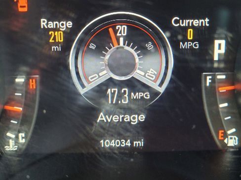 Used 2016 Dodge Challenger SXT image 25