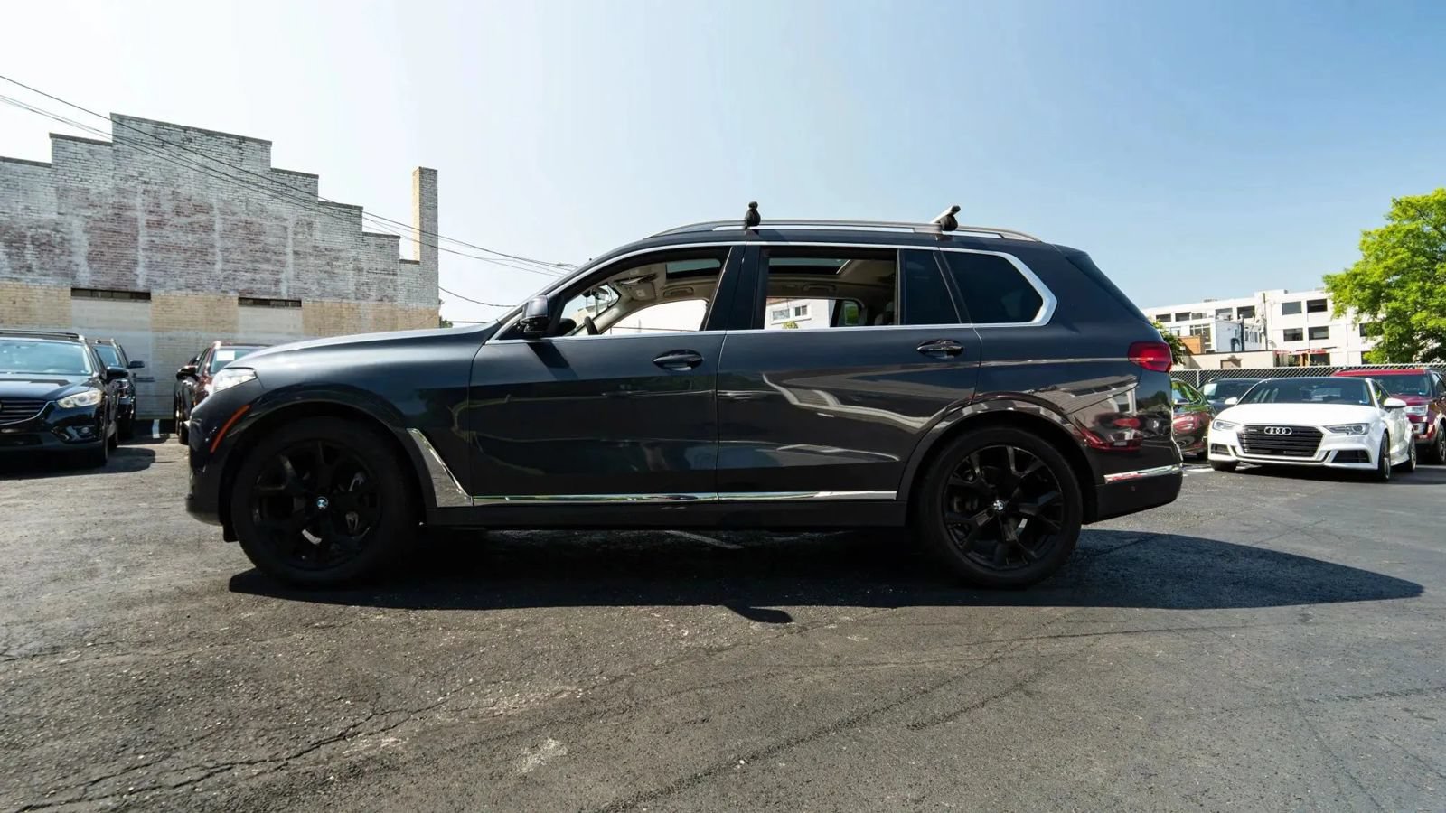 Used 2020 BMW X7 xDrive40i w/ Premium Package AWD/4WD image 7