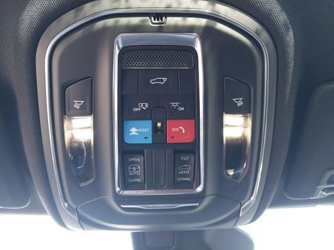 New 2025 Jeep Grand Cherokee L Laredo w/ Luxury Tech Group I image 15