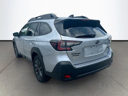 Used 2023 Subaru Outback Onyx Edition XT AWD/4WD image 5