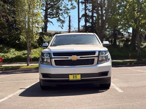 Used 2015 Chevrolet Tahoe LT w/ Max Trailering Package RWD image 8