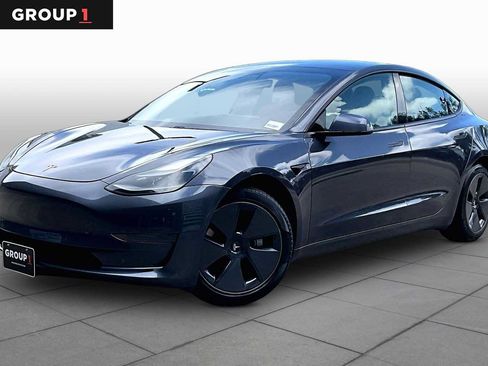 Used 2021 Tesla Model 3 Standard Range Plus RWD image 1