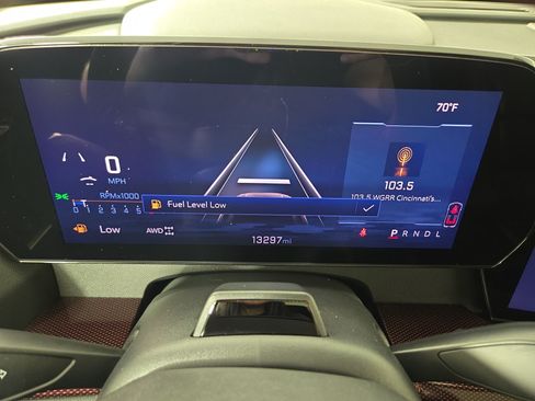 Certified 2025 Chevrolet Traverse RS AWD/4WD image 18