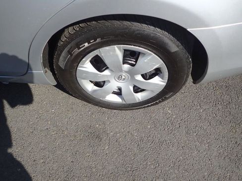 Used 2009 Toyota Camry Hybrid FWD image 25