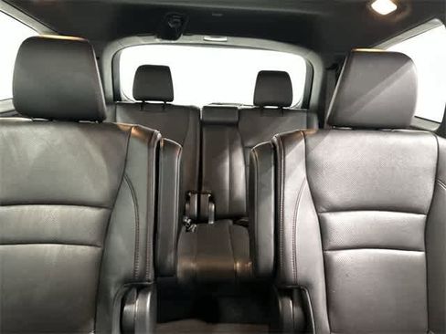 Certified 2022 Honda Pilot Black Edition image 14