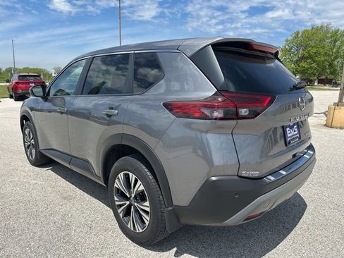 Used 2023 Nissan Rogue SV AWD/4WD image 5