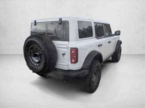 New 2025 Ford Bronco Badlands image 4